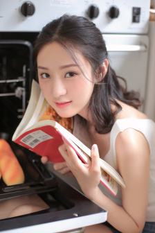 国产开嫩苞出血视频在线观看
